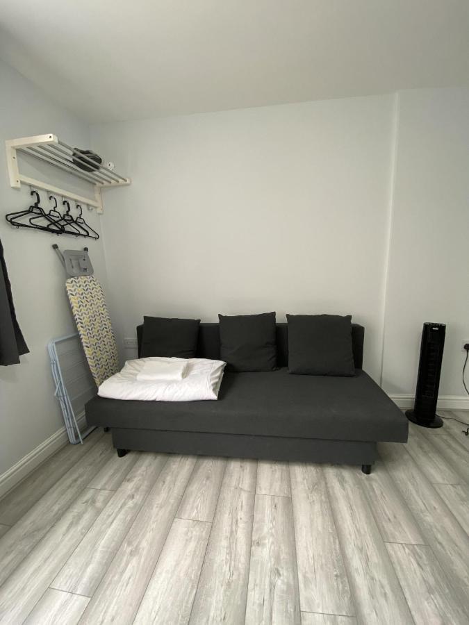 Comfortable - Cosy - Budget Studios In City Center Londen Buitenkant foto