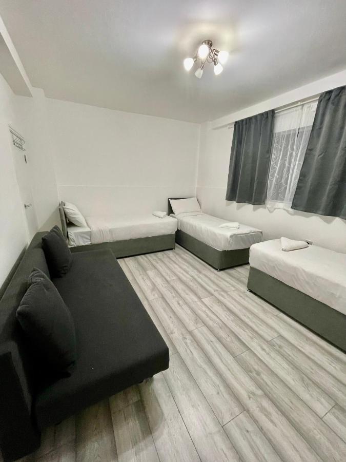 Comfortable - Cosy - Budget Studios In City Center Londen Buitenkant foto