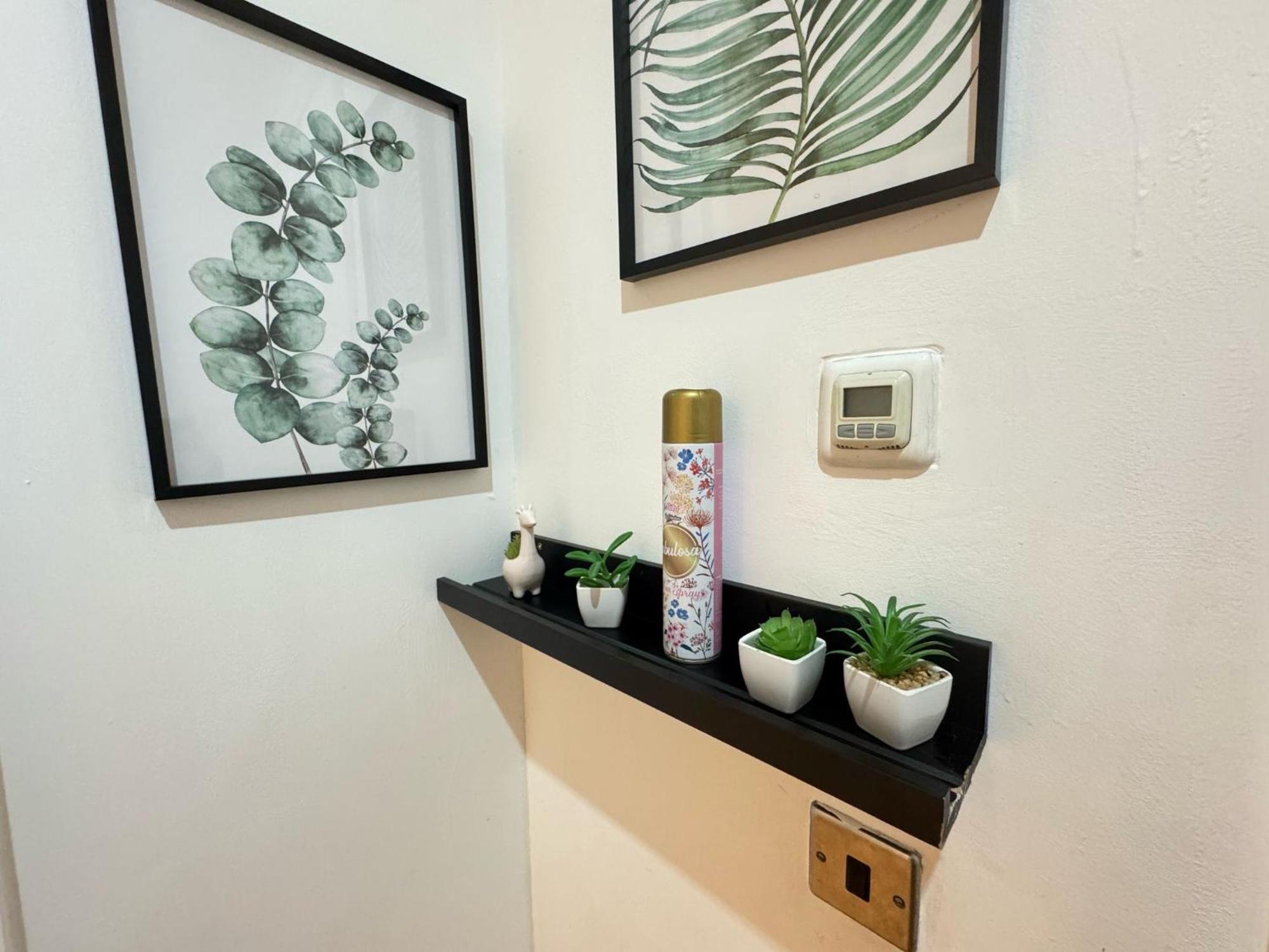 Comfortable - Cosy - Budget Studios In City Center Londen Buitenkant foto