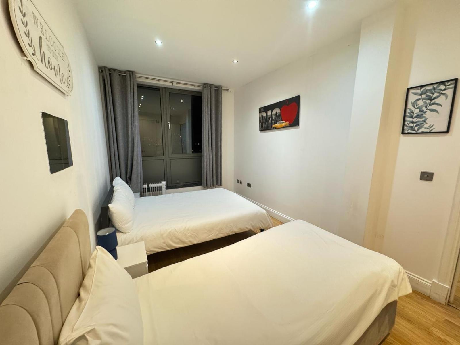 Comfortable - Cosy - Budget Studios In City Center Londen Buitenkant foto