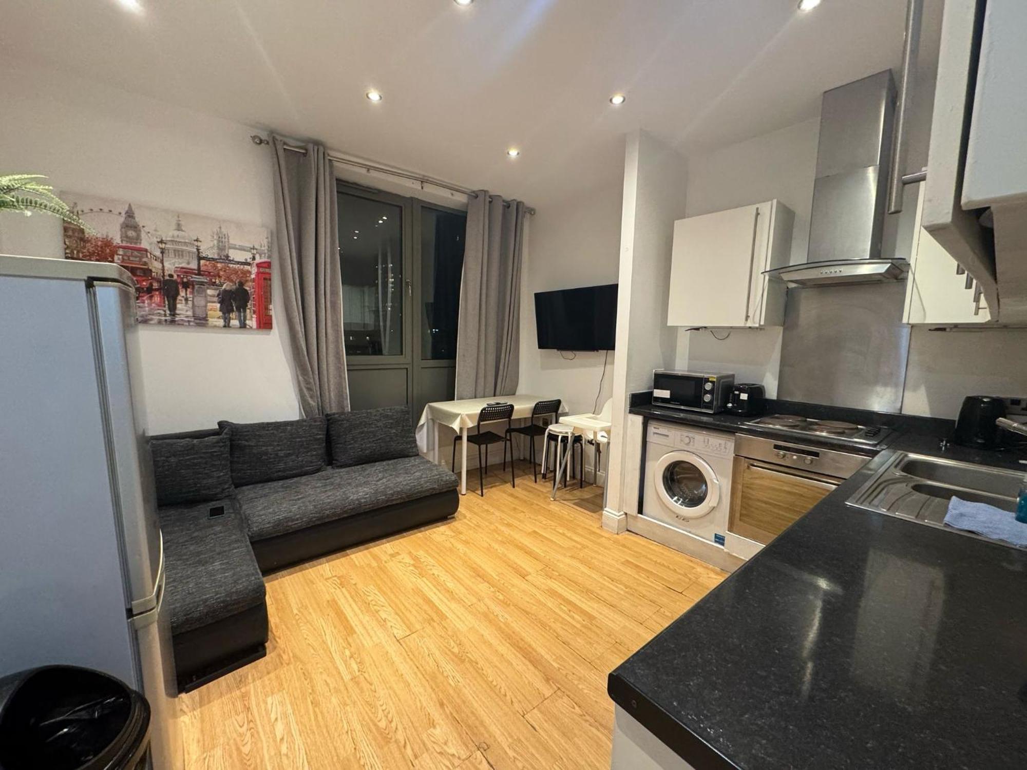 Comfortable - Cosy - Budget Studios In City Center Londen Buitenkant foto