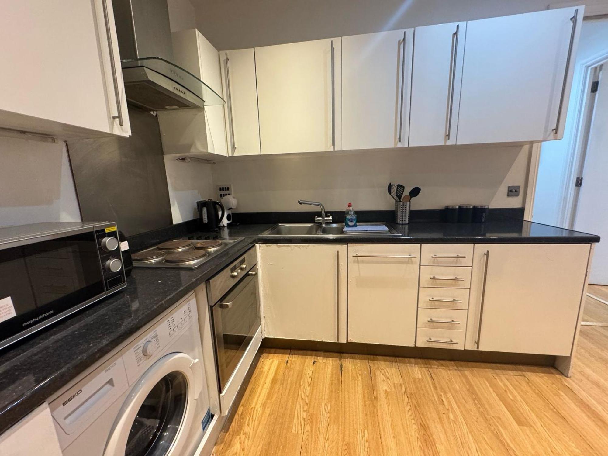 Comfortable - Cosy - Budget Studios In City Center Londen Buitenkant foto